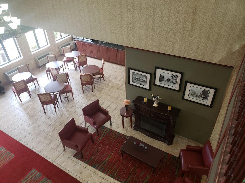 Comfort Suites Detroit/Warren Dış mekan fotoğraf