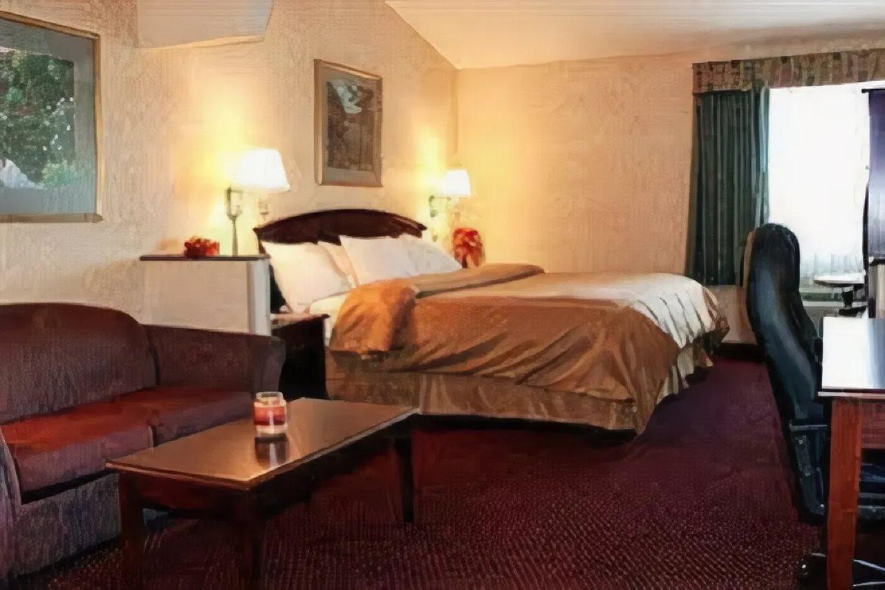 Comfort Suites Detroit/Warren Dış mekan fotoğraf