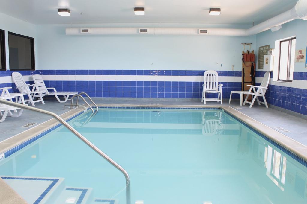 Comfort Suites Detroit/Warren Dış mekan fotoğraf